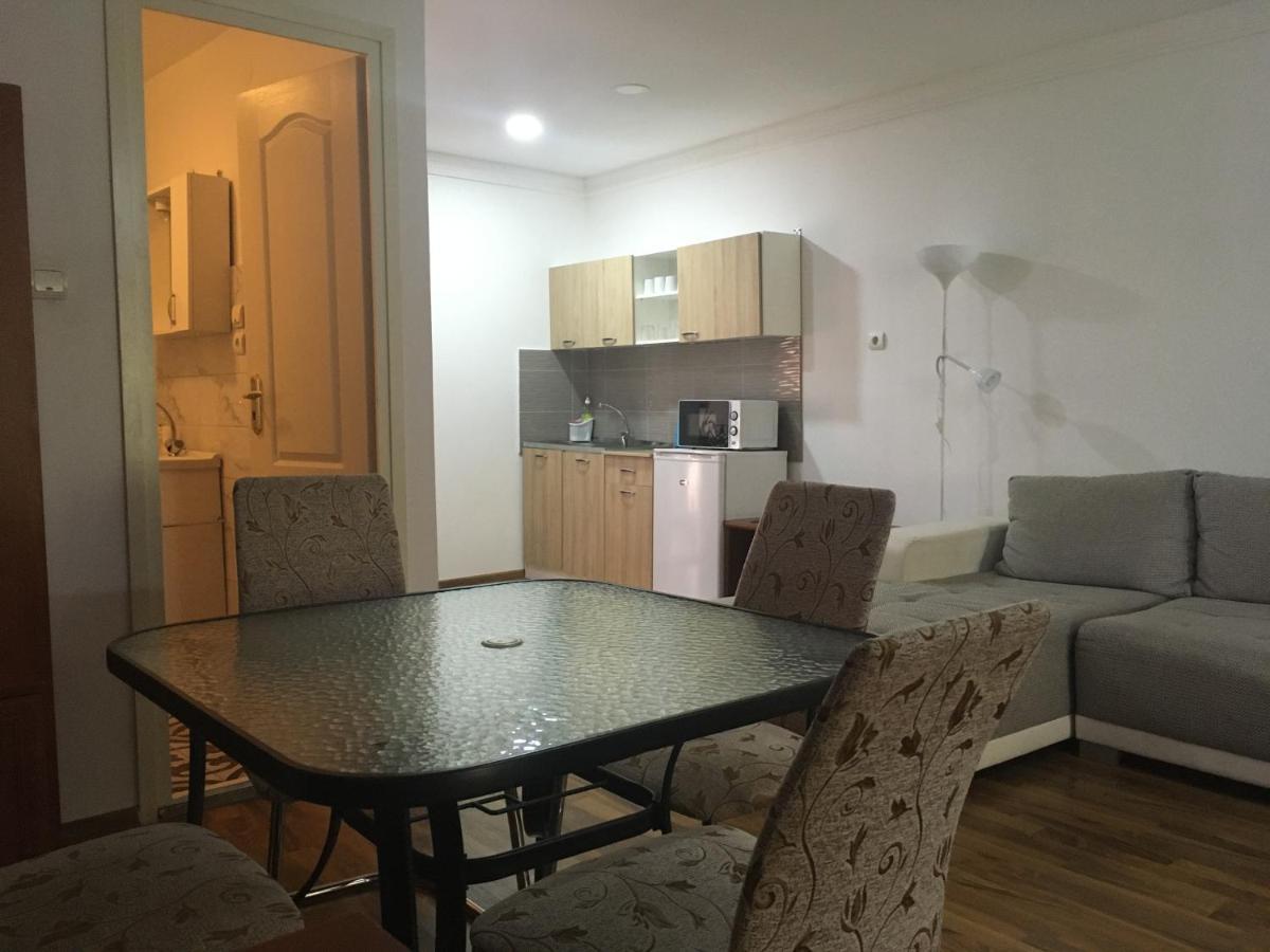 Termal Apartman Nyírbátor Buitenkant foto