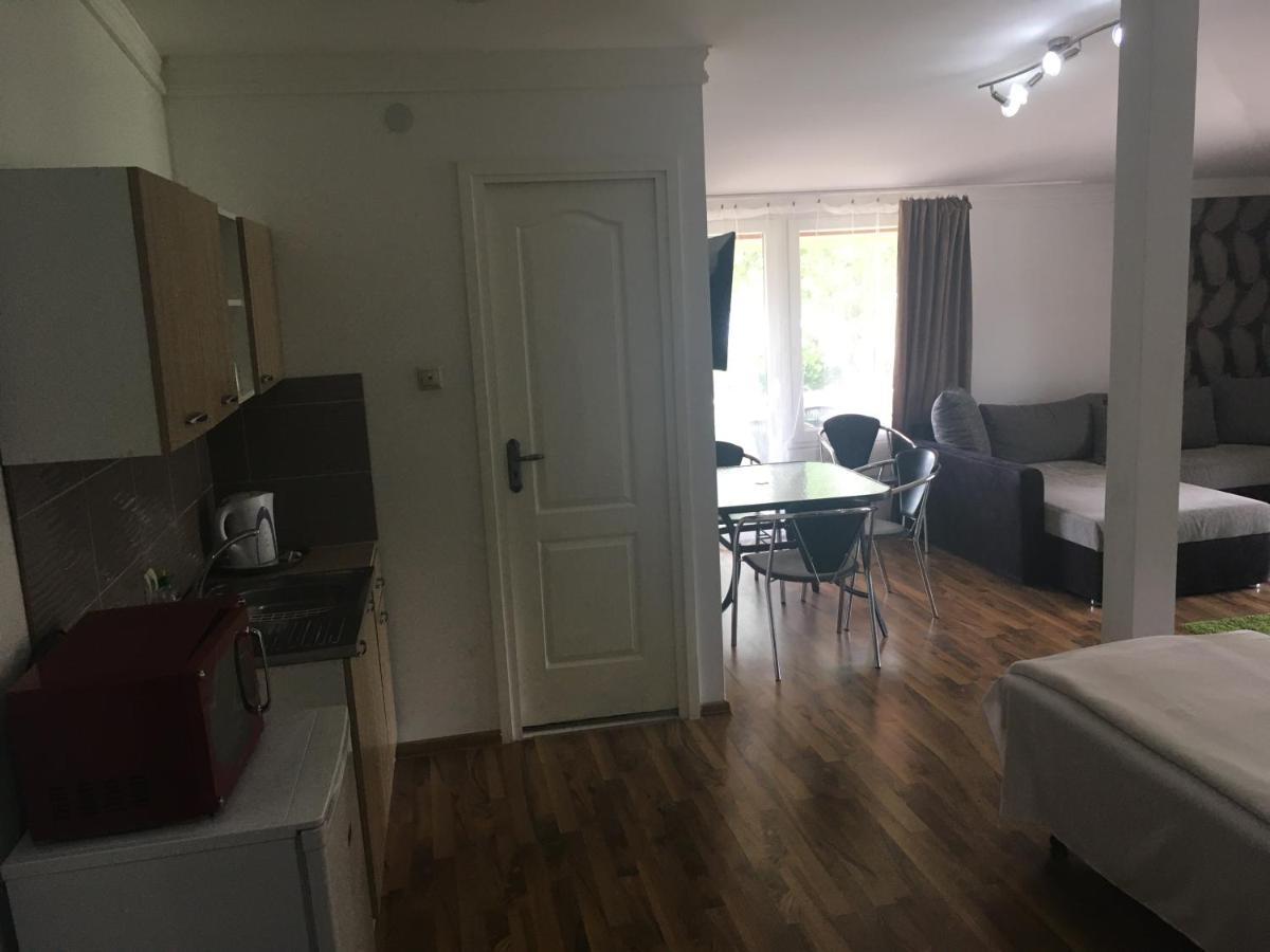 Termal Apartman Nyírbátor Buitenkant foto
